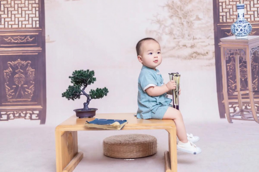 白沙宝宝吃迷糊奶如何纠正